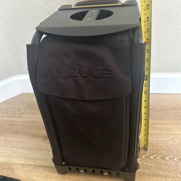 Zuca Ice Skate Bag With Seat Cushion Cover and Light Up Wheels - Picture 8 of 16